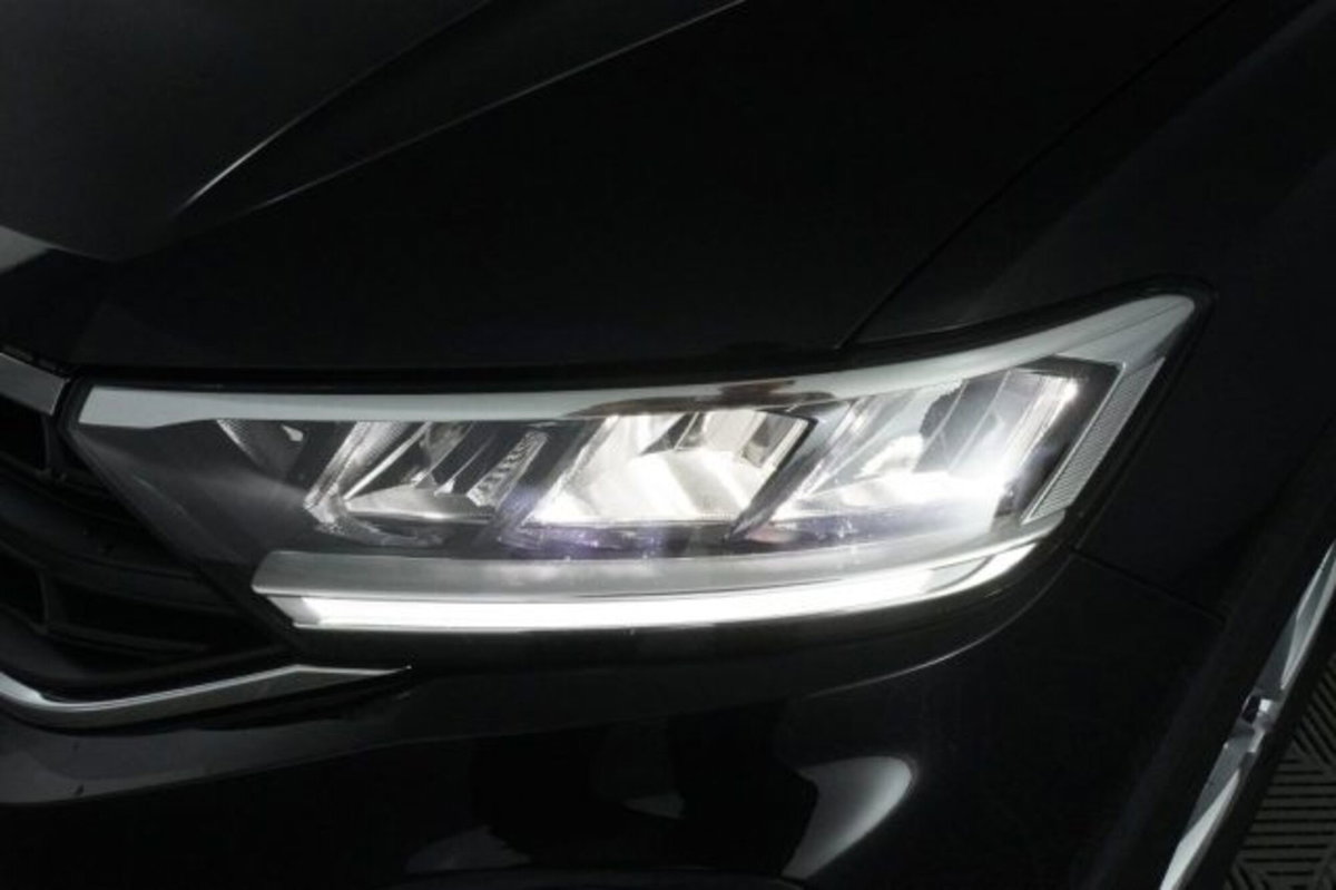 Volkswagen T-Roc 2.0 tdi Life 150cv dsg (9)
