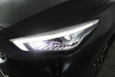 Mg ZS ZS 1.5 Luxury (9)