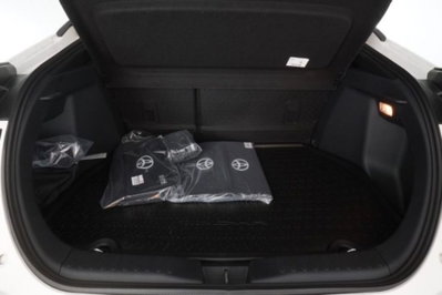 Toyota Toyota C-HR 1.8 hv Lounge fwd e-cvt (14)
