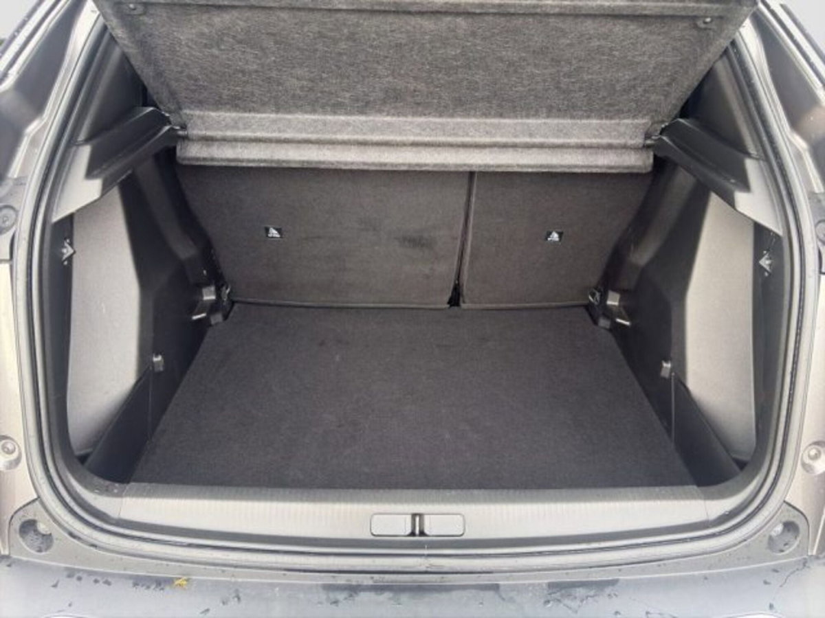 Peugeot 2008 PureTech 100 S&S Active Pack (13)