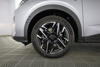 Peugeot 5008 1.2 hybrid GT 145cv 5p.ti e-dcs6 (8)