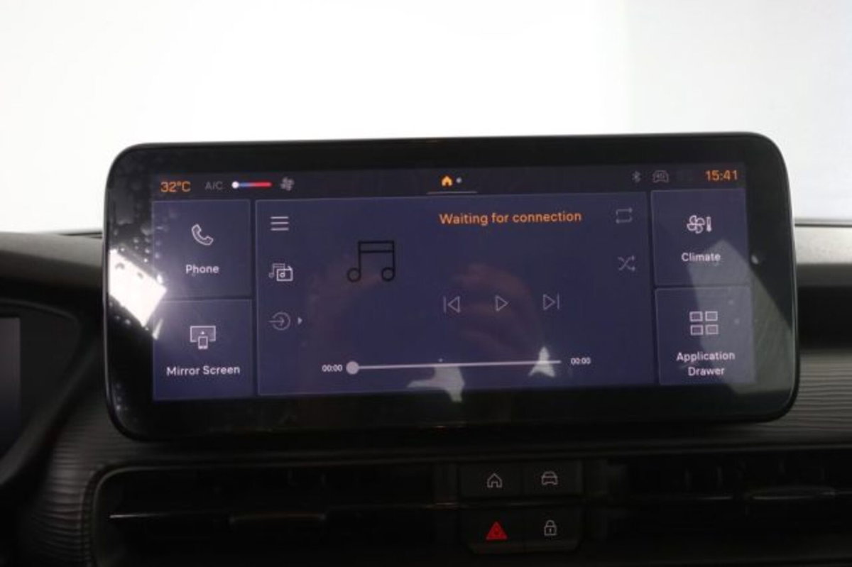 Jeep Avenger 1.2 turbo Longitude fwd 100cv (11)