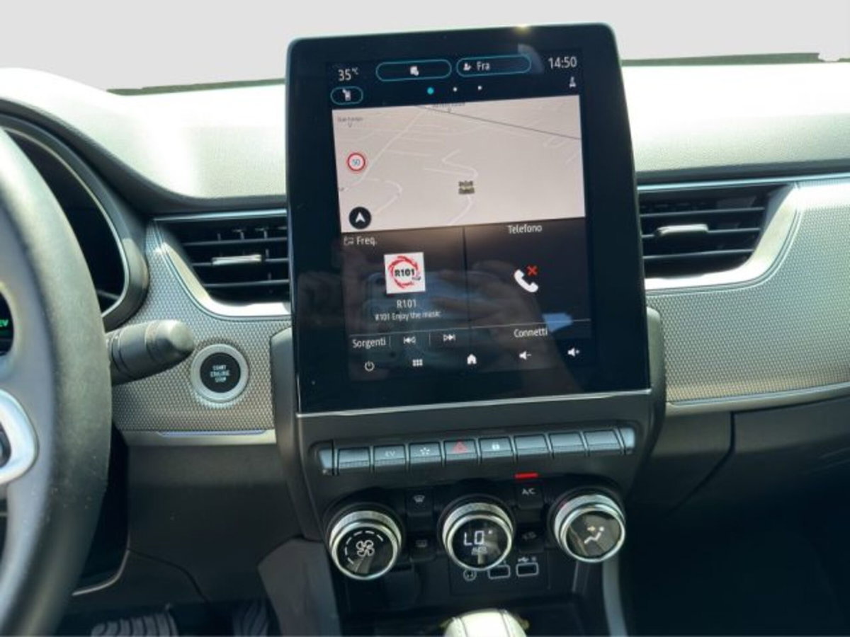Renault Arkana Hybrid E-Tech 145 CV Techno (17)