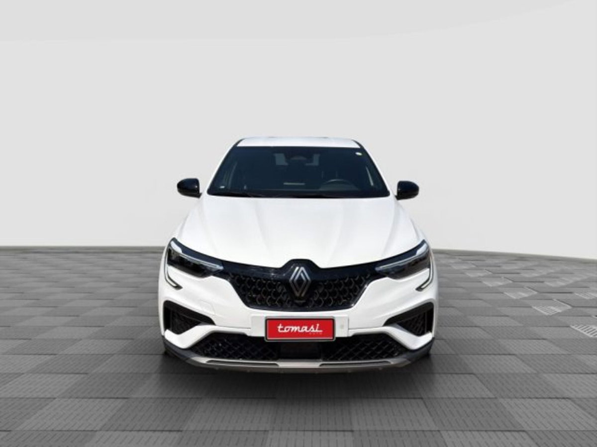 Renault Arkana Hybrid E-Tech 145 CV Techno (8)