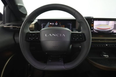 Lancia Ypsilon 1.2 LX 100cv (5)