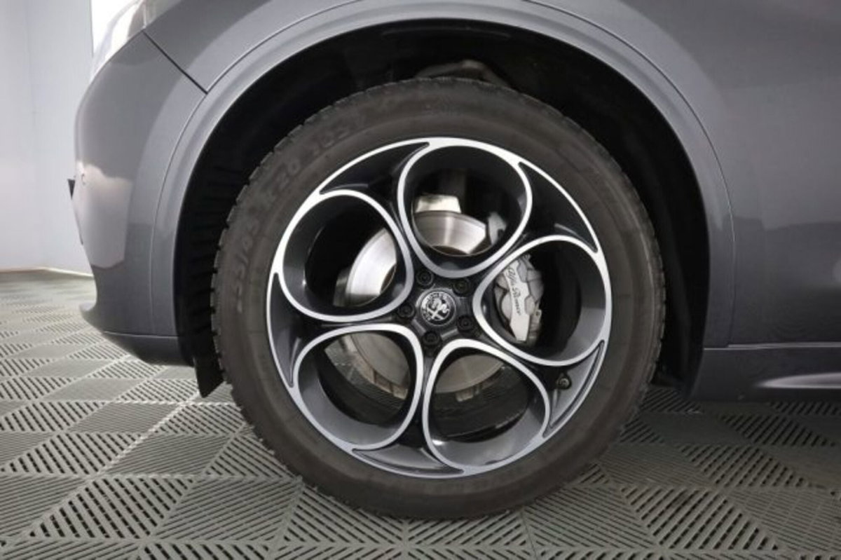 Alfa Romeo Stelvio Stelvio 2.2 Turbodiesel 210 CV AT8 Q4 Ti (8)