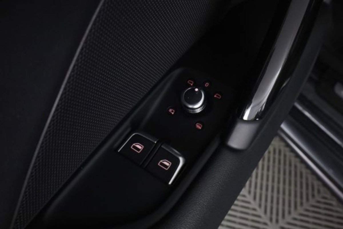 Audi TT Coupé 40 TFSI S tronic (14)