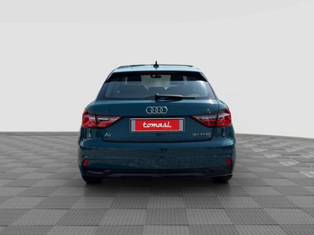 Audi A1 Sportback 30 TFSI Admired (4)