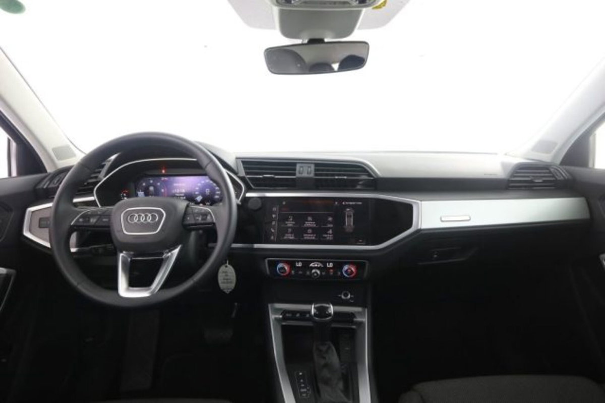 Audi Q3 Sportback 35 TDI quattro S tronic S line edition (4)