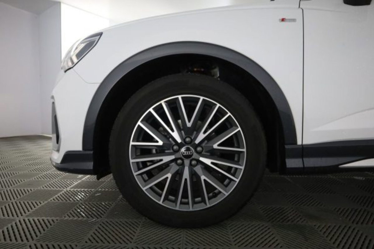 Audi Q3 Sportback 35 TDI quattro S tronic S line edition (8)