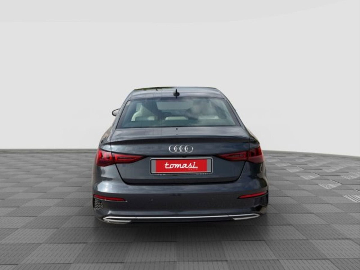 Audi A3 Sedan 30 TFSI S tronic Business Advanced (4)