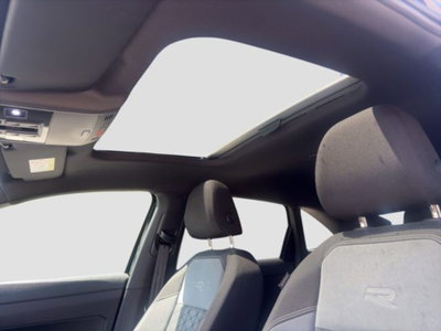 Volkswagen Taigo 1.0 tsi R-Line 115cv (17)