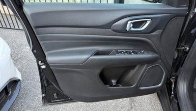 Jeep Compass 1.6 Multijet II 2WD Business (19)