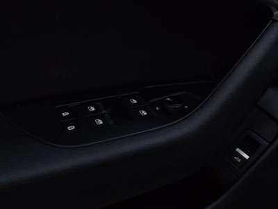 Audi A6 40 2.0 TDI quattro ultra S tronic Business Plus (14)