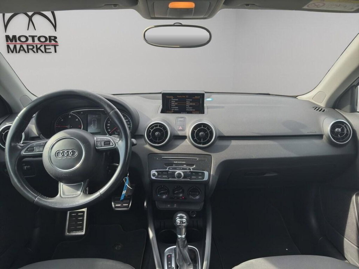 Audi A1 Sportback 1.6 TDI 116 CV S tronic Metal plus (13)