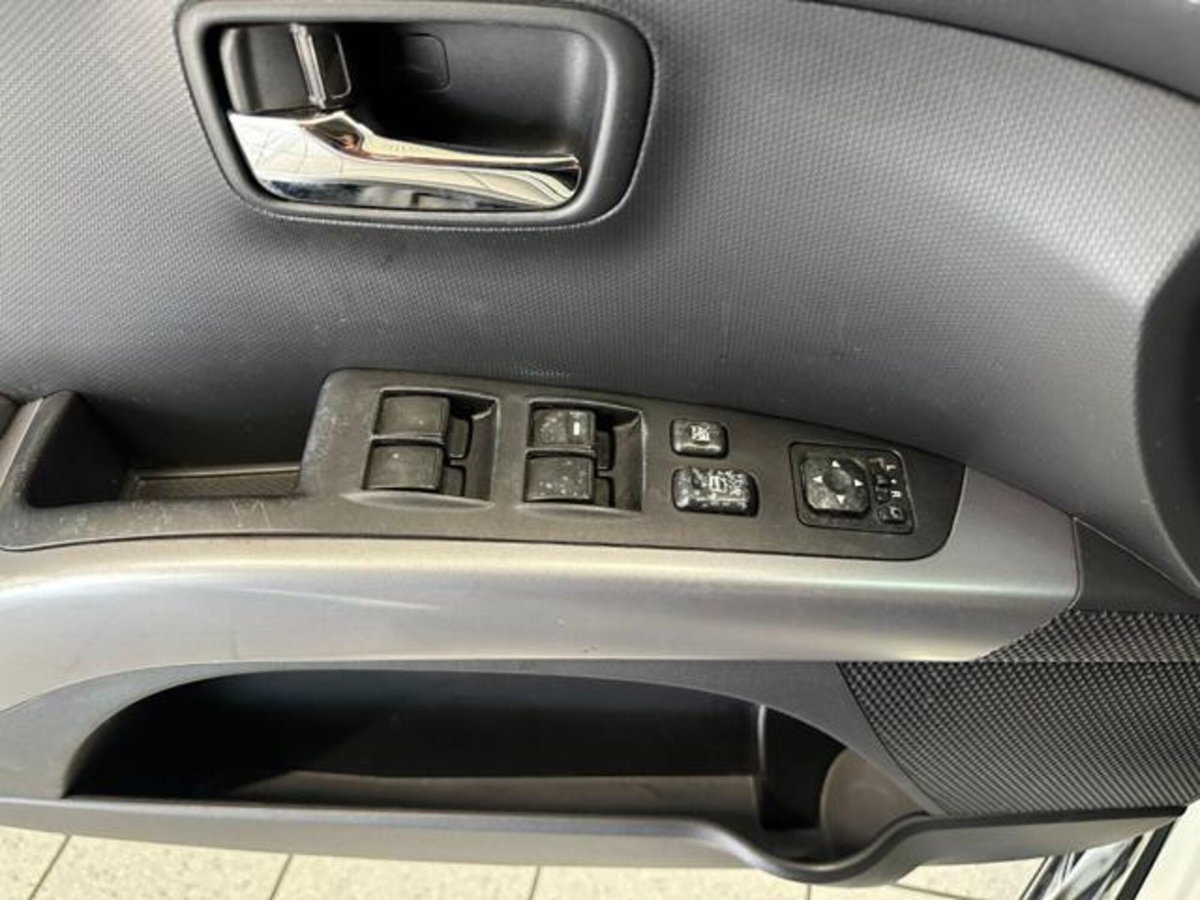 Peugeot 4007 HDi 156CV Féline (16)
