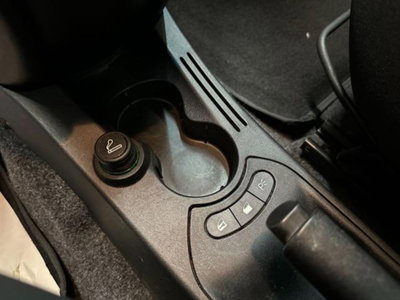 Lancia Ypsilon 1.4 16V Oro (19)