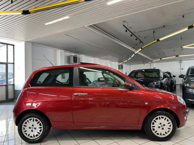 Lancia Ypsilon 1.4 16V Oro (5)