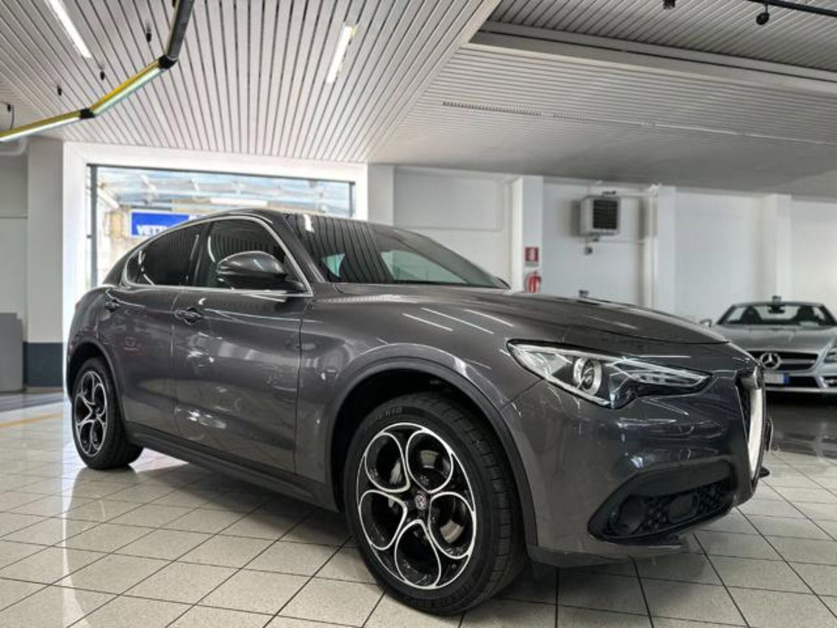 Alfa Romeo Stelvio Stelvio 2.2 Turbodiesel 210 CV AT8 Q4 Executive