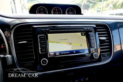 Volkswagen Maggiolino Cabrio 1.4 TSI DSG Sport (13)