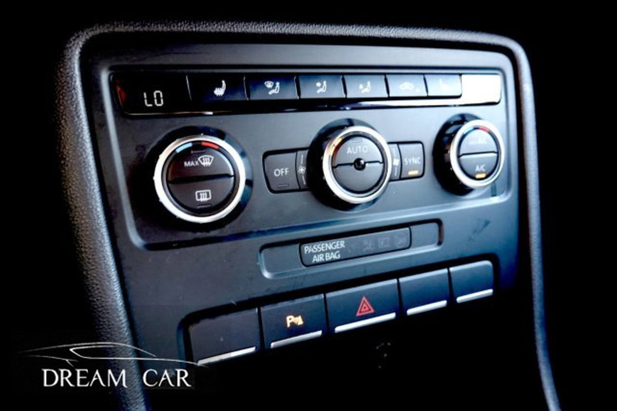 Volkswagen Maggiolino Cabrio 1.4 TSI DSG Sport (15)