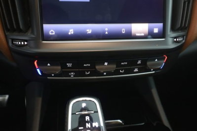 Maserati Levante Levante MHEV 330 CV AWD GT (13)