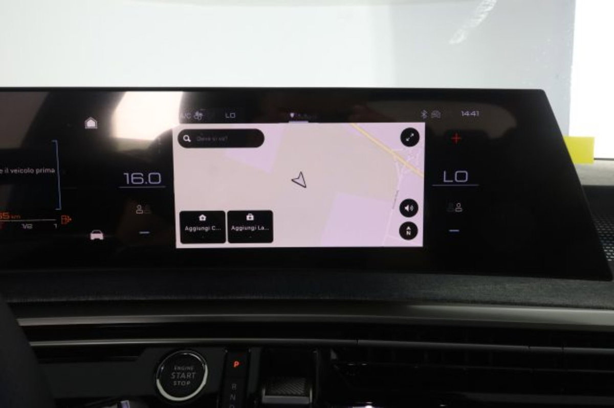 Peugeot 5008 1.2 hybrid GT 145cv 5p.ti e-dcs6 (11)