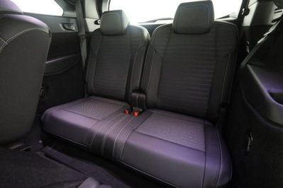 Peugeot 5008 1.2 hybrid GT 145cv 5p.ti e-dcs6 (4)
