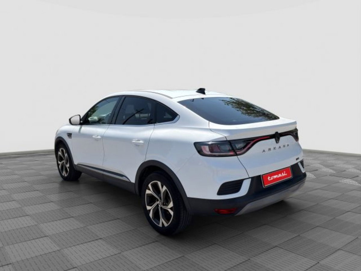 Renault Arkana Hybrid E-Tech 145 CV Techno (3)