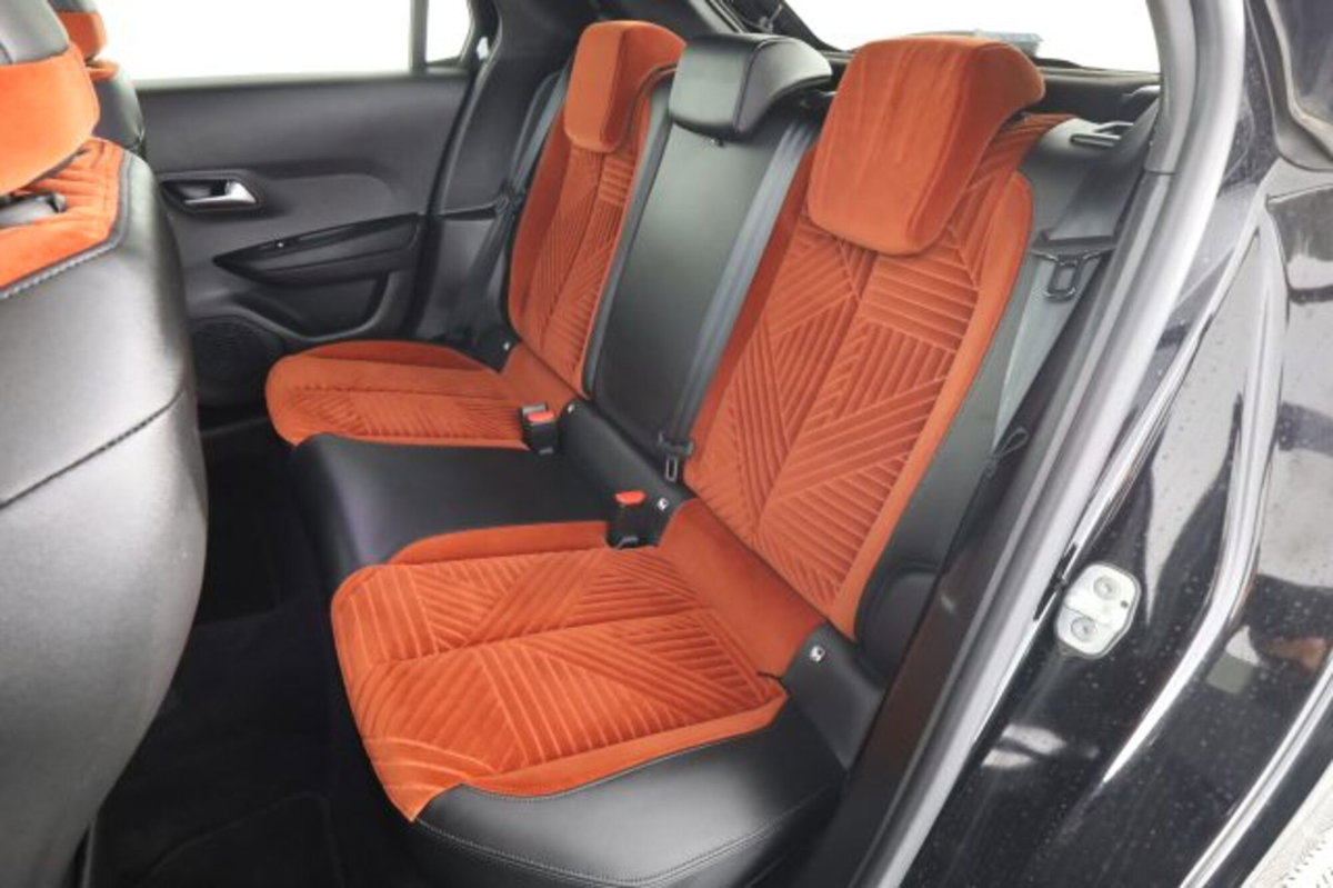 Lancia Ypsilon 1.2 LX 100cv (3)
