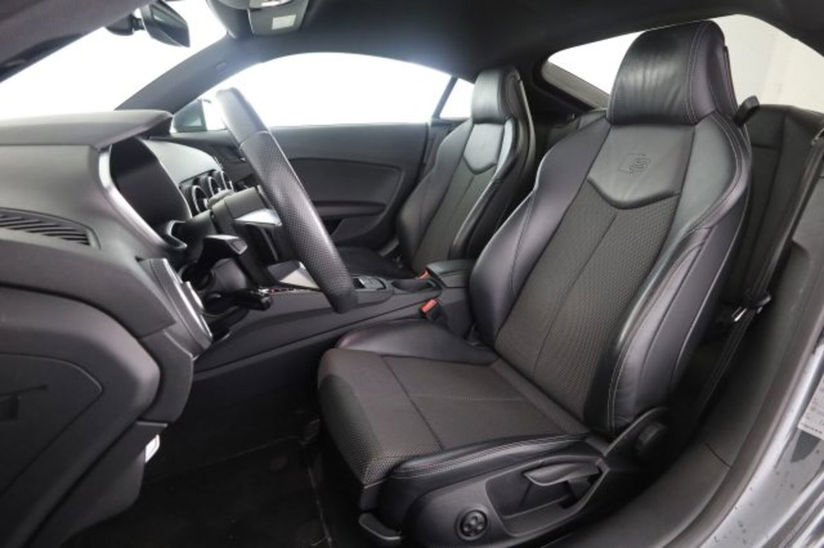 Audi TT Coupé 40 TFSI S tronic (2)