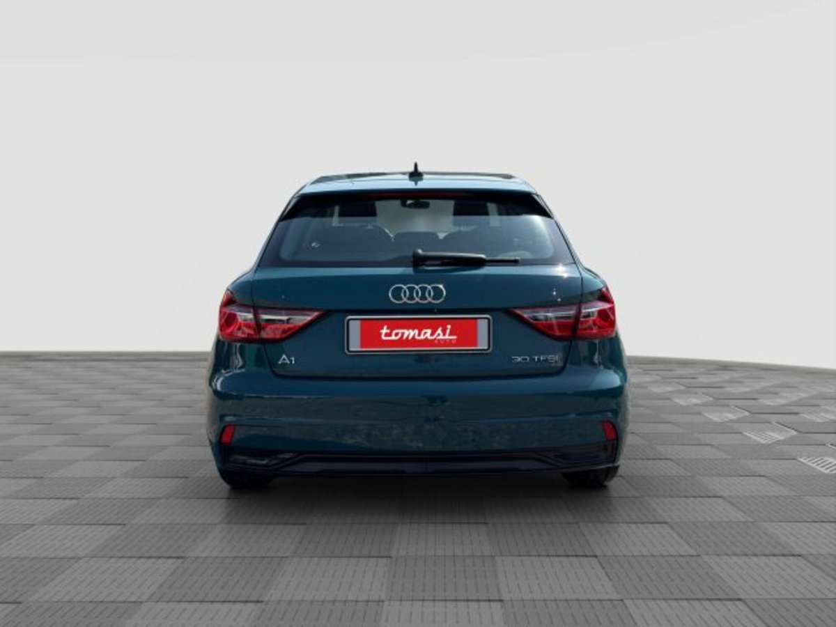 Audi A1 Sportback 30 TFSI Admired (4)