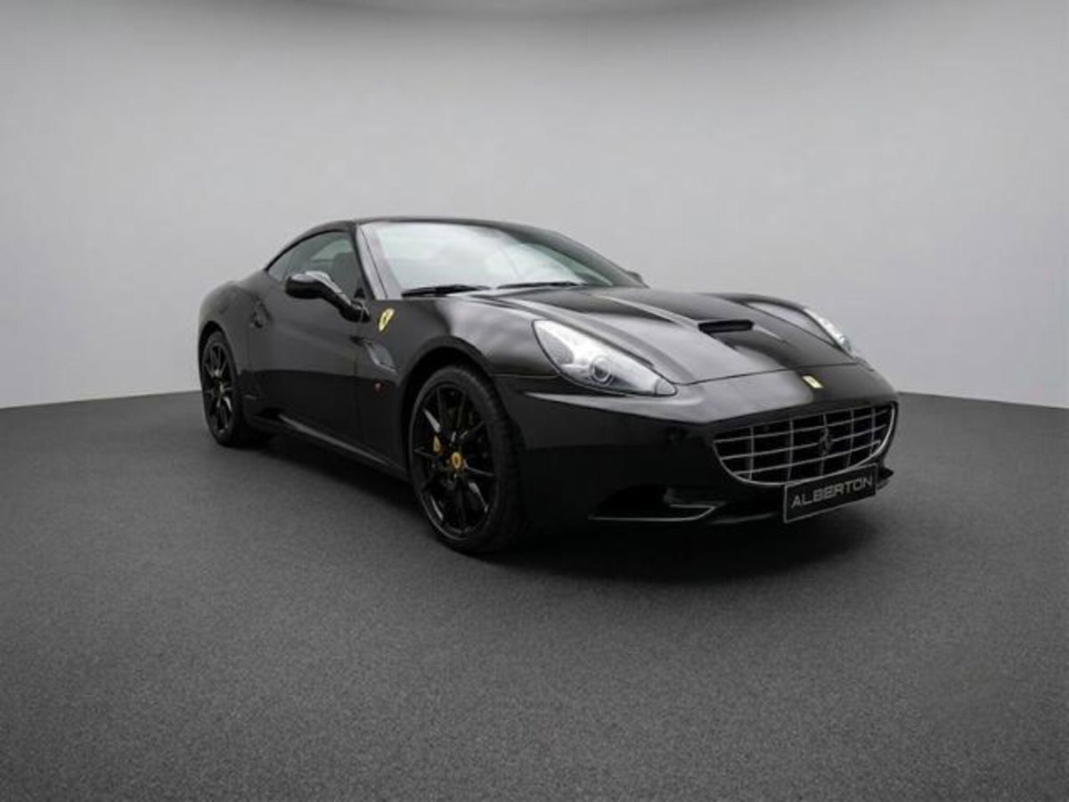 Ferrari California Spider California DCT (2)