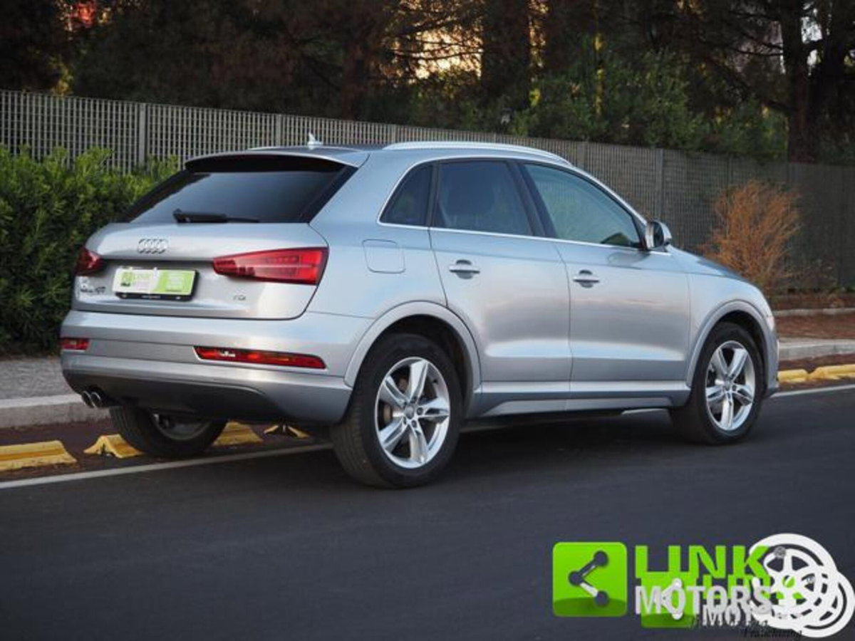Audi Q3 2.0 TDI 120 CV S tronic Sport (2)
