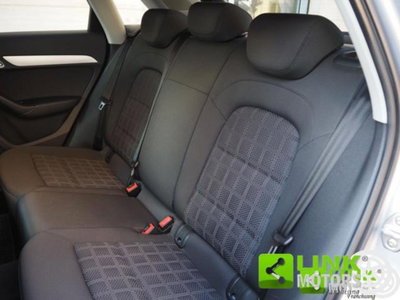 Audi Q3 2.0 TDI 120 CV S tronic Sport (6)