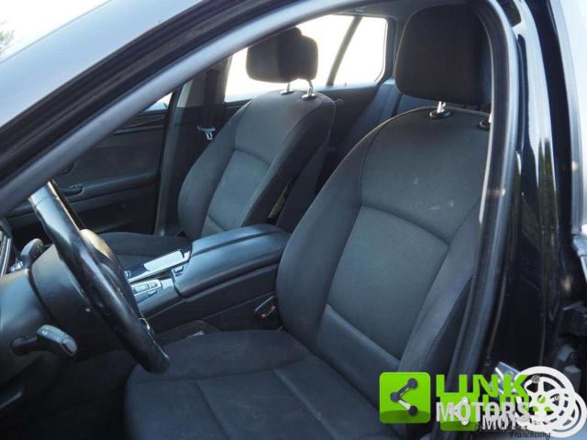 BMW Serie 5 Touring 520d  Eletta (5)