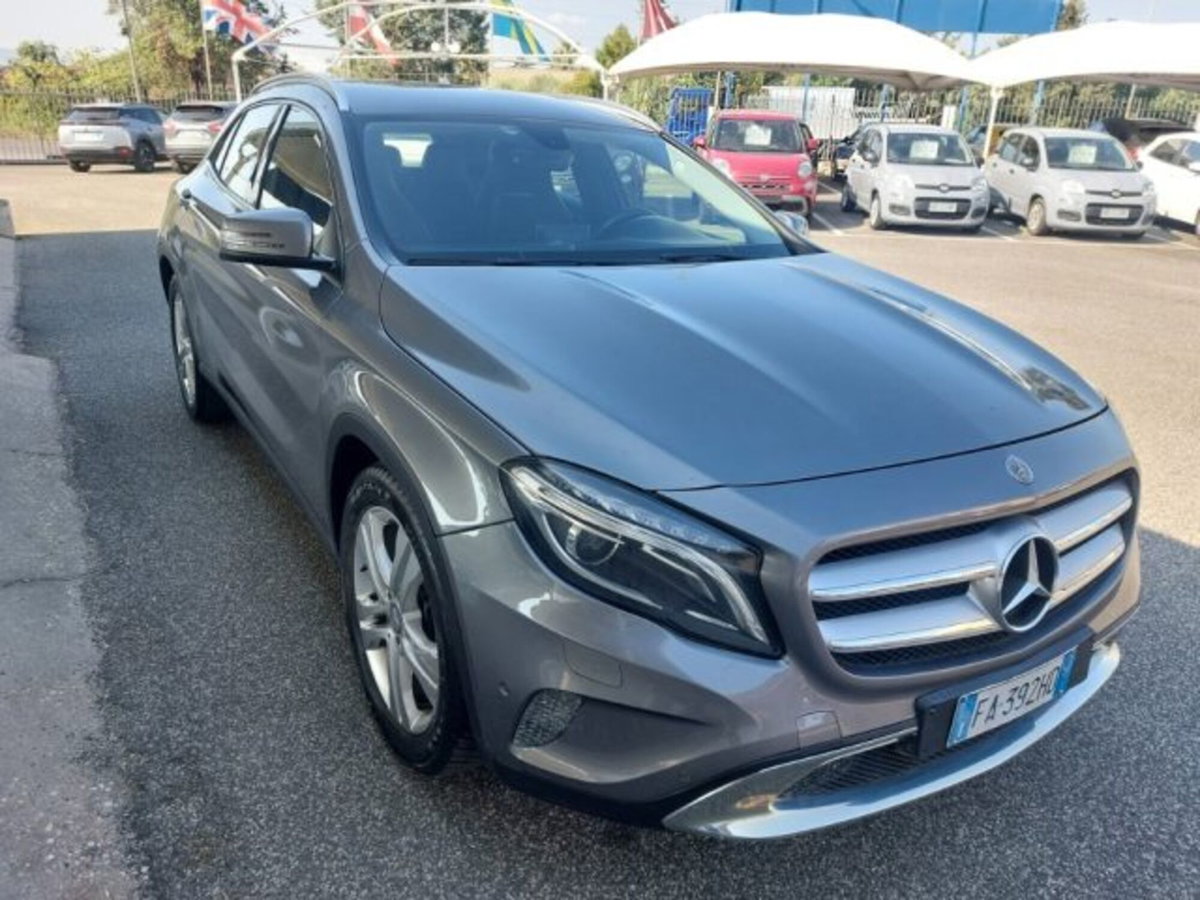 Mercedes-Benz GLA SUV 200 d Automatic Sport