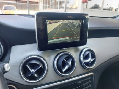 Mercedes-Benz GLA SUV 200 d Automatic Sport (14)