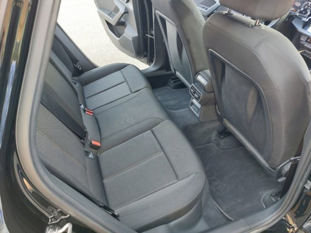 Audi A3 Sportback 30 TFSI S tronic Business (6)