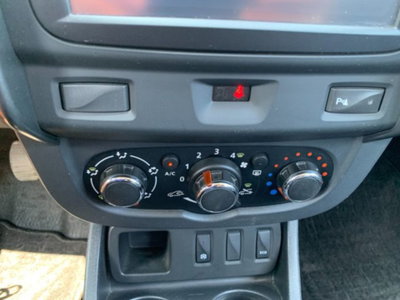 Dacia Duster 1.5 dCi 110CV Start&Stop 4x2 Lauréate (14)
