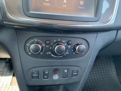 Dacia Sandero 0.9 TCe 12V TurboGPL 90CV Start&Stop Lauréate (16)