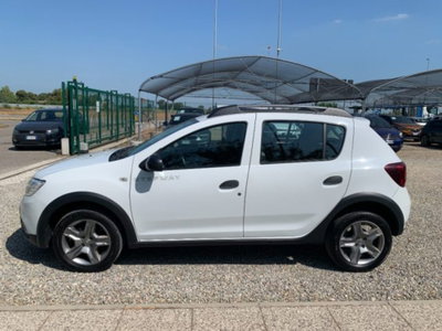 Dacia Sandero 0.9 TCe 12V TurboGPL 90CV Start&Stop Lauréate (2)