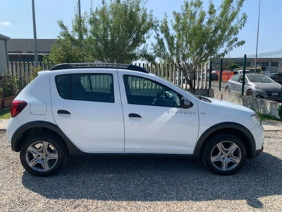 Dacia Sandero 0.9 TCe 12V TurboGPL 90CV Start&Stop Lauréate (6)