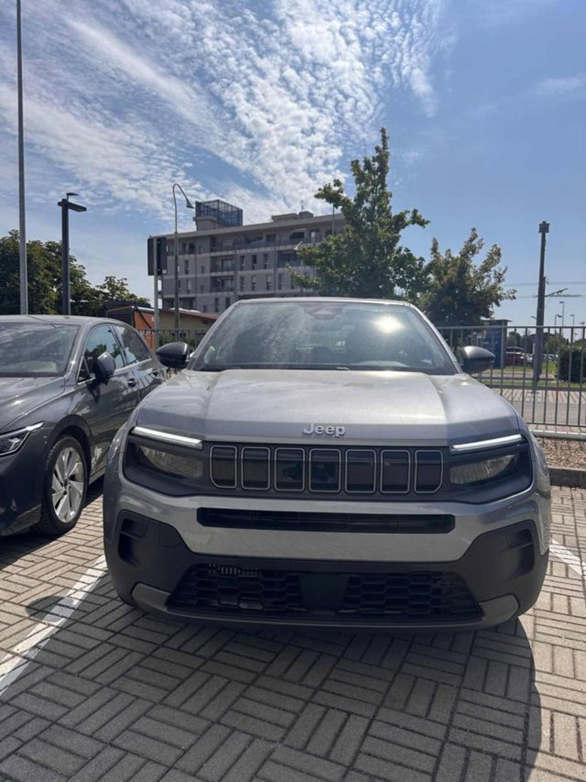 Jeep Avenger 1.2 turbo Longitude fwd 100cv (2)