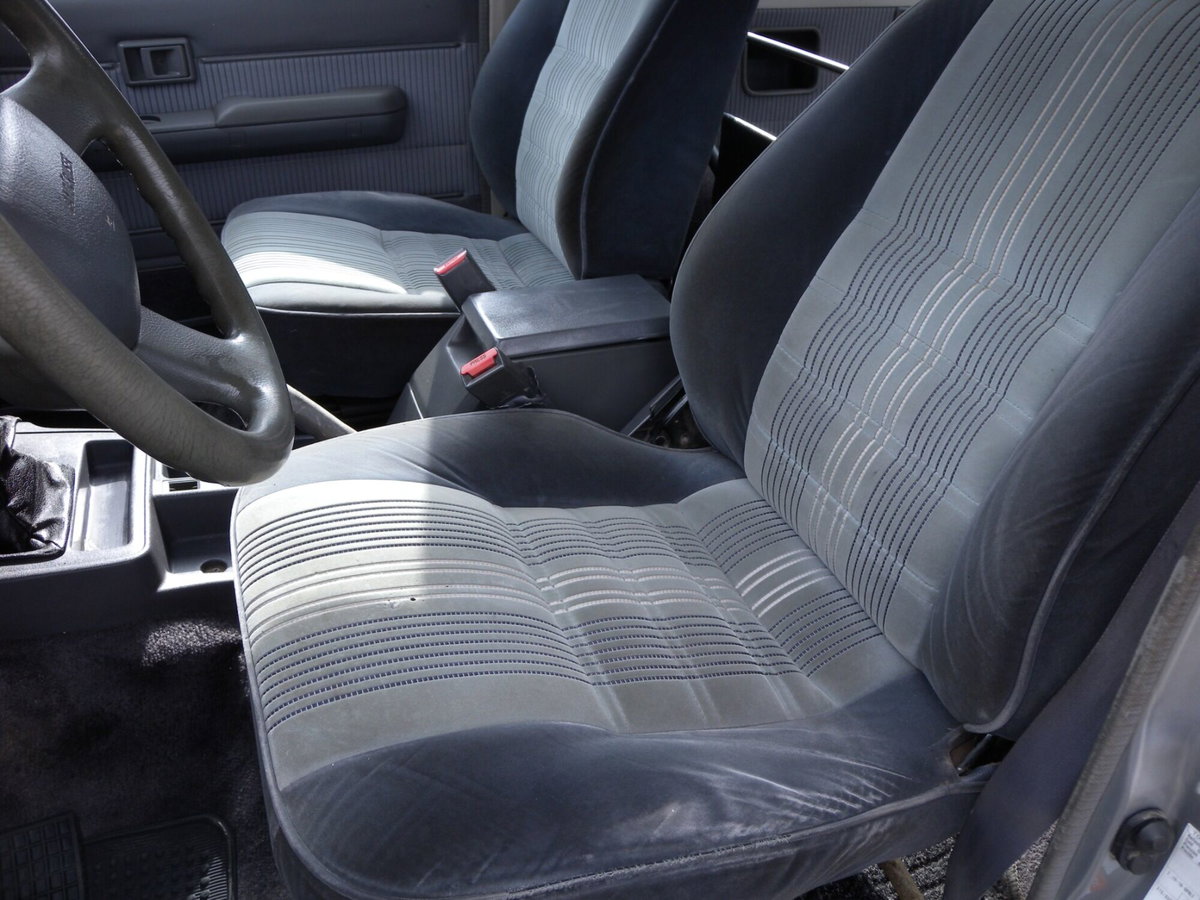 Toyota Land Cruiser 2.turbodiesel SW LJ70 VX (7)