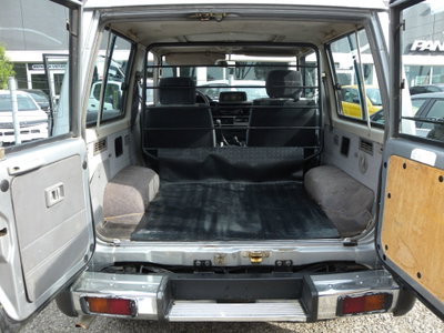 Toyota Land Cruiser 2.turbodiesel SW LJ70 VX (8)
