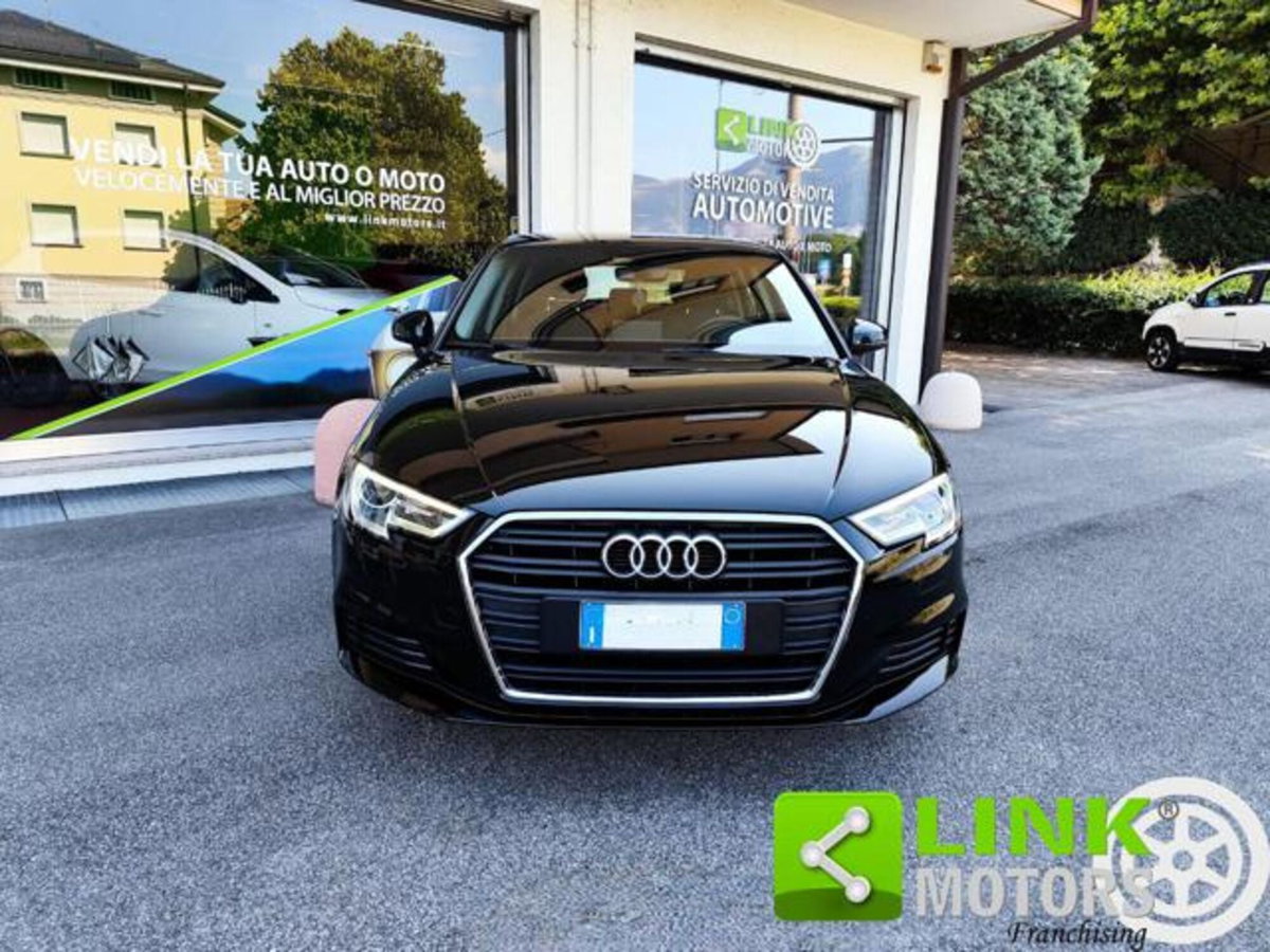 Audi A3 Sportback 1.6 TDI 116 CV Business (2)