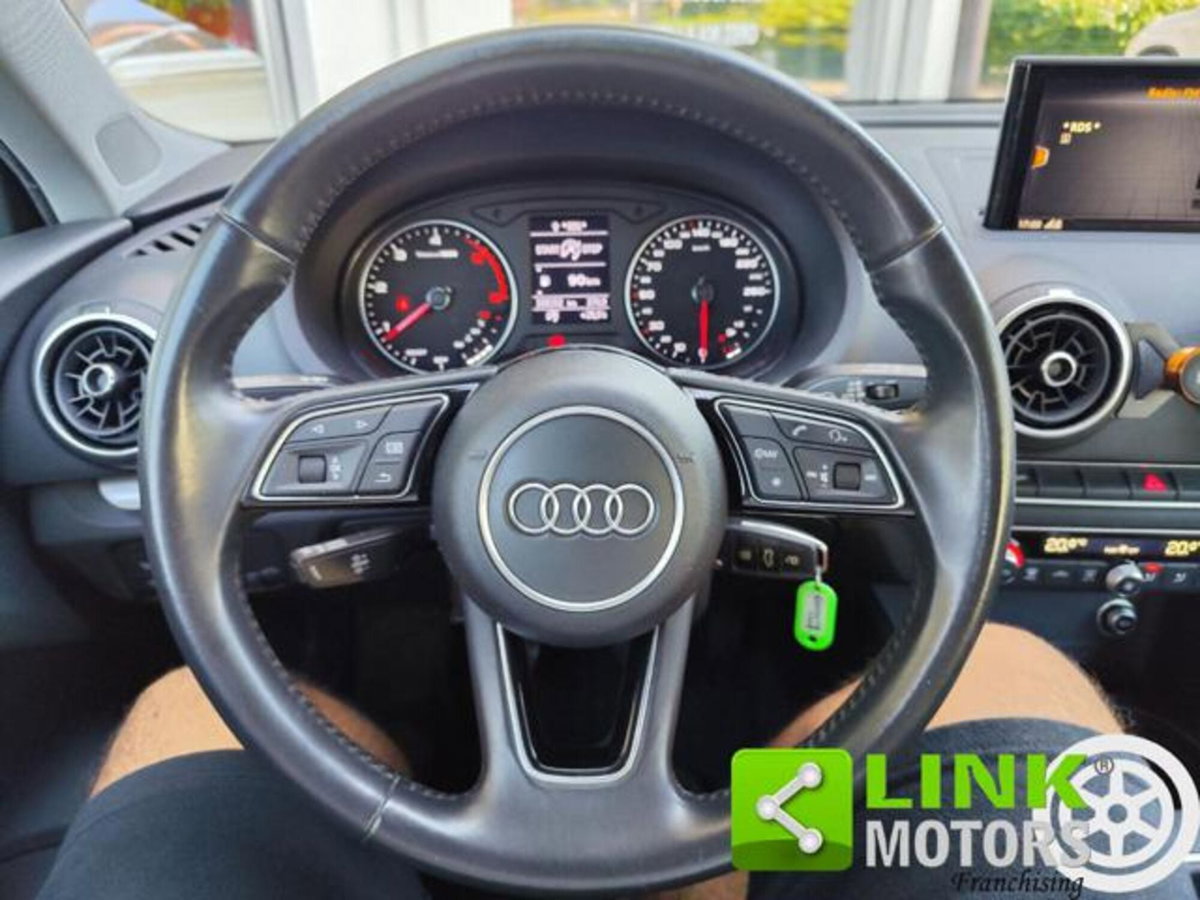 Audi A3 Sportback 1.6 TDI 116 CV Business (7)