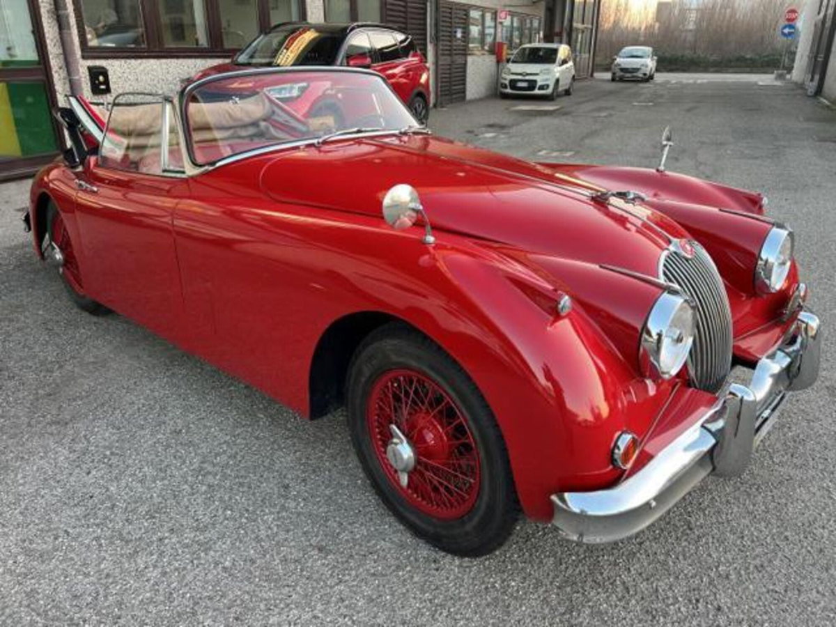 Jaguar XK 5.0 V8 Convertibile (15)
