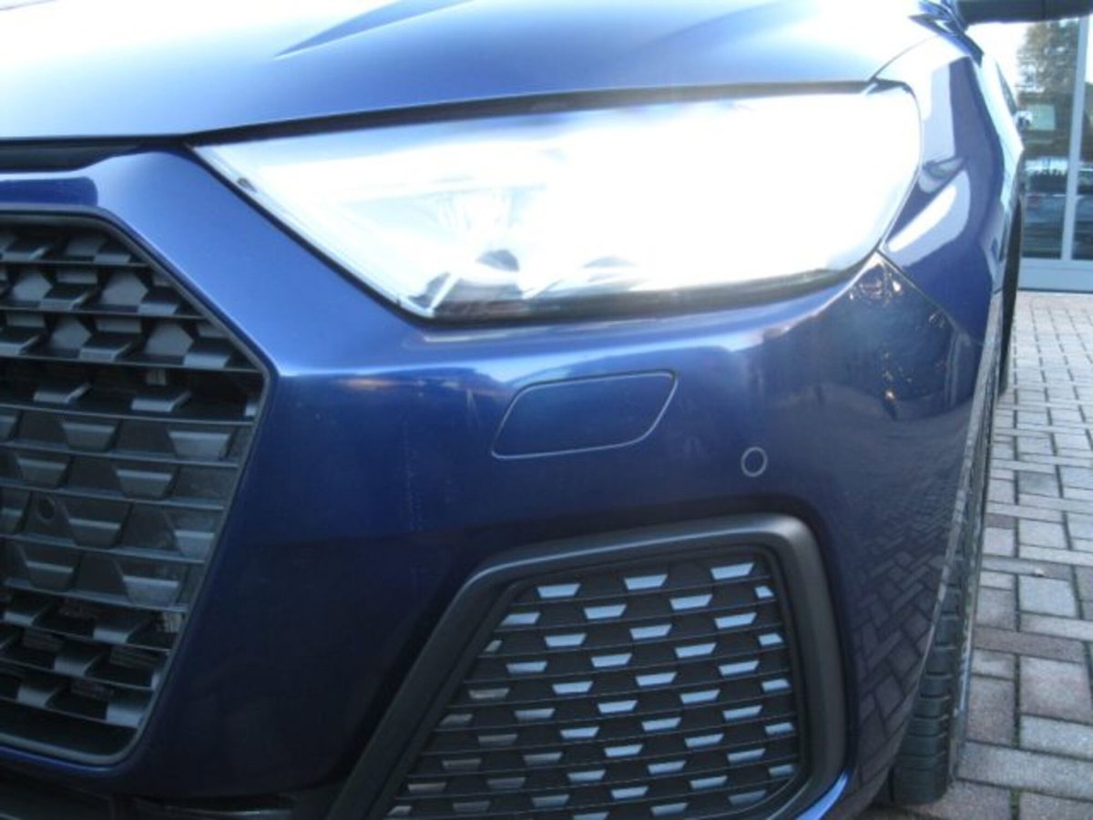 Audi A1 Sportback 30 TFSI S tronic Advanced (2)